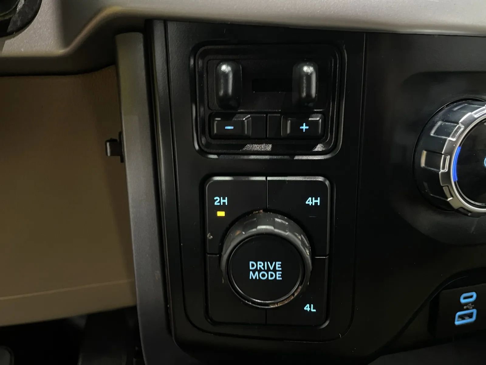 Used 2023 Ford F150 XLT w/ Equipment Group 301A Mid image 33