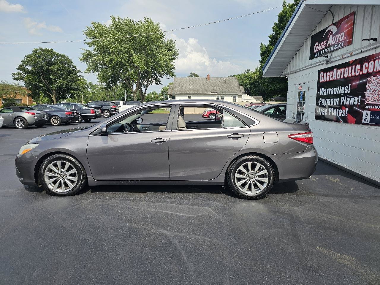 Used 2016 Toyota Camry XLE FWD image 6