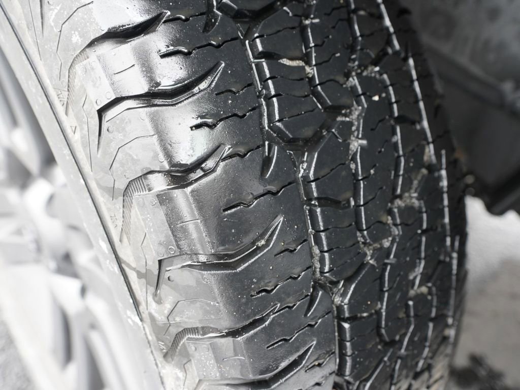 Used 2016 Toyota 4Runner Limited image 29