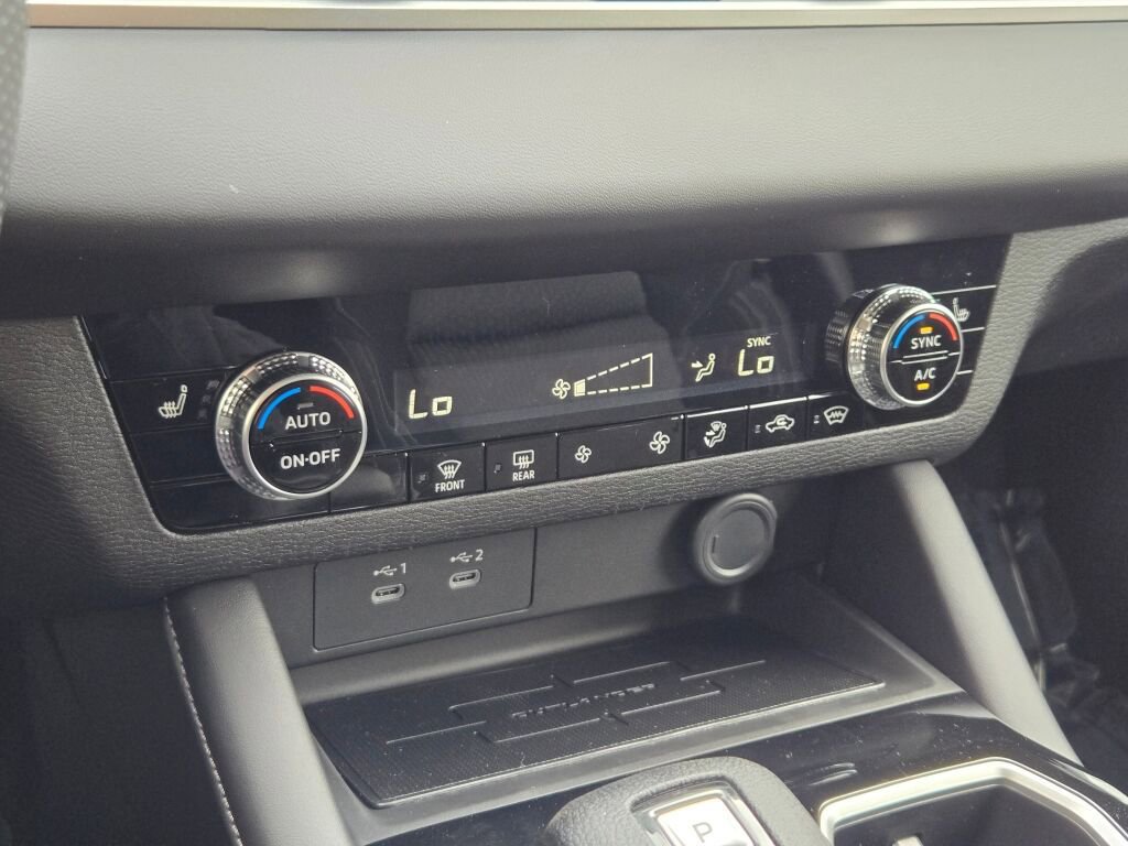 New 2026 Mitsubishi Outlander ES AWD/4WD image 19