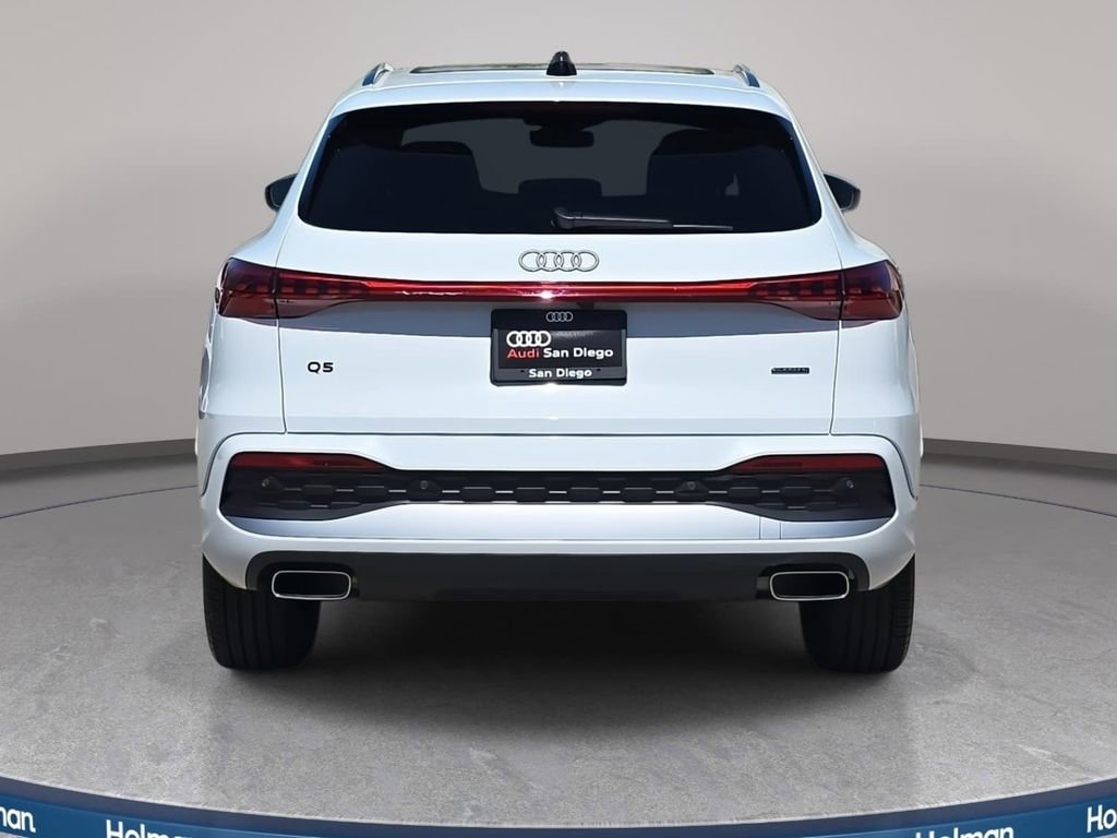 Certified 2025 Audi Q5 Premium w/ Convenience Package image 6