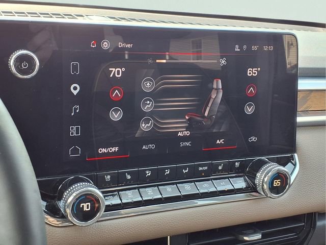 Certified 2025 GMC Canyon Denali image 8