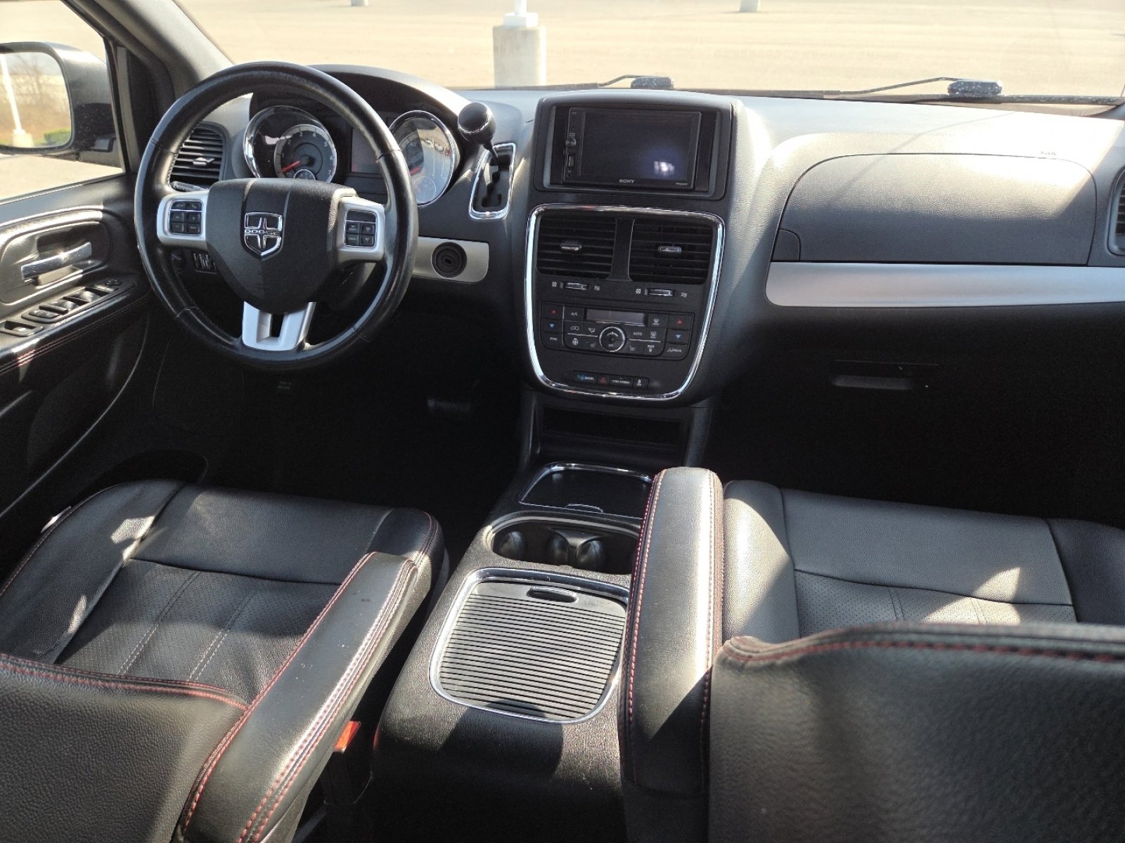 Used 2019 Dodge Grand Caravan GT image 21