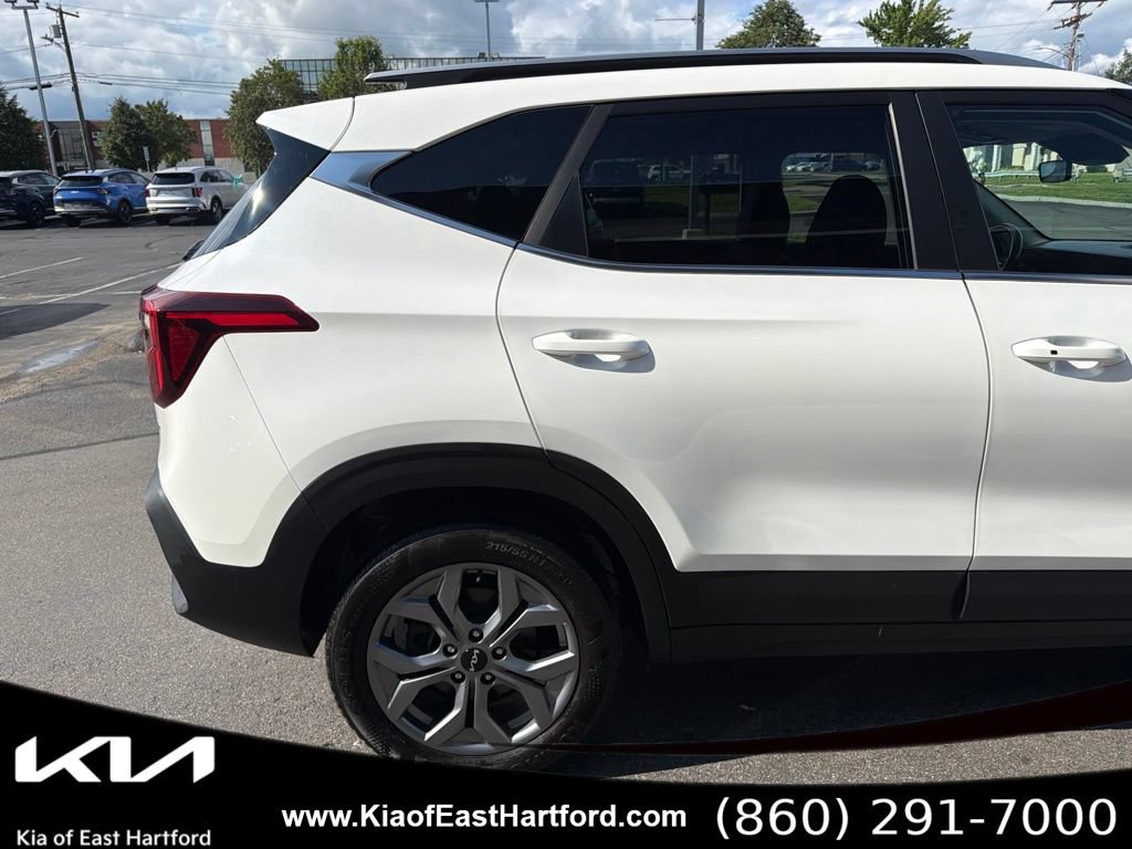 Used 2024 Kia Seltos S AWD/4WD image 7