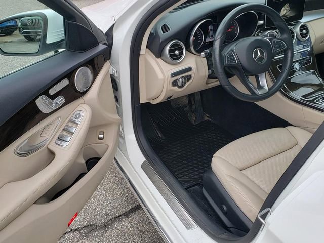 Certified 2018 Mercedes-Benz C 300 4MATIC Sedan image 9