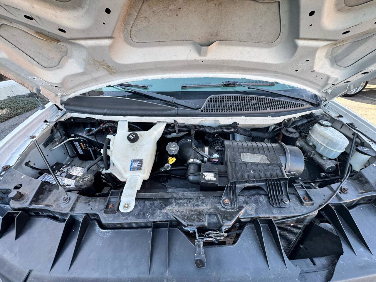 Used 2013 GMC Savana 2500 w/ Cold Climate Package image 42