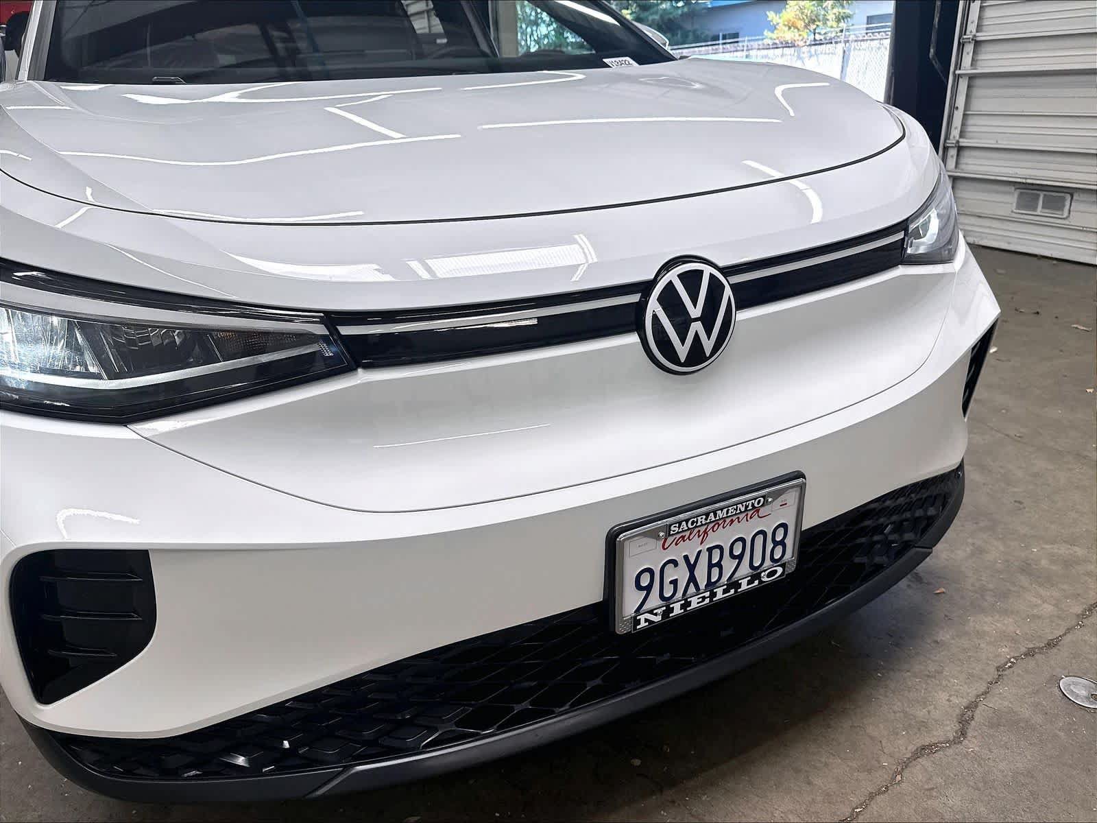 Used 2023 Volkswagen ID.4 Pro RWD image 34