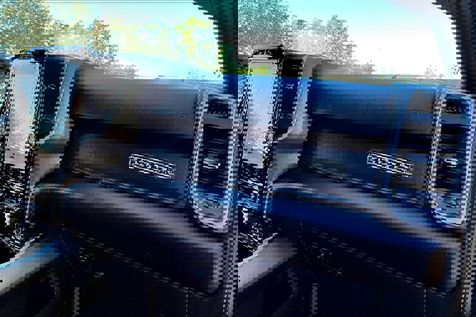 Used 2024 RAM 2500 Big Horn w/ Night Edition image 18