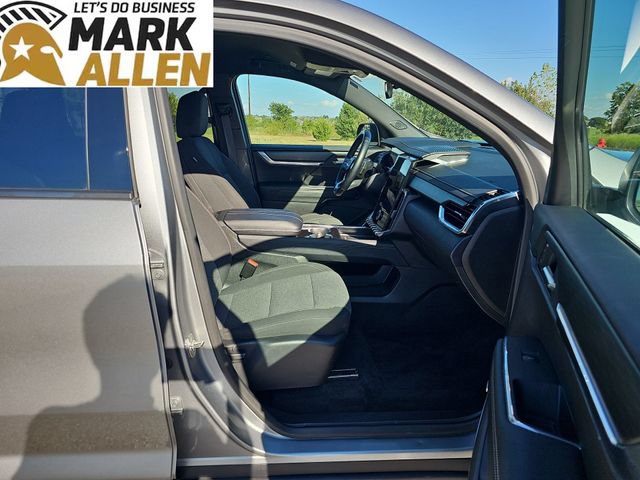 Used 2025 GMC Acadia Elevation FWD image 28