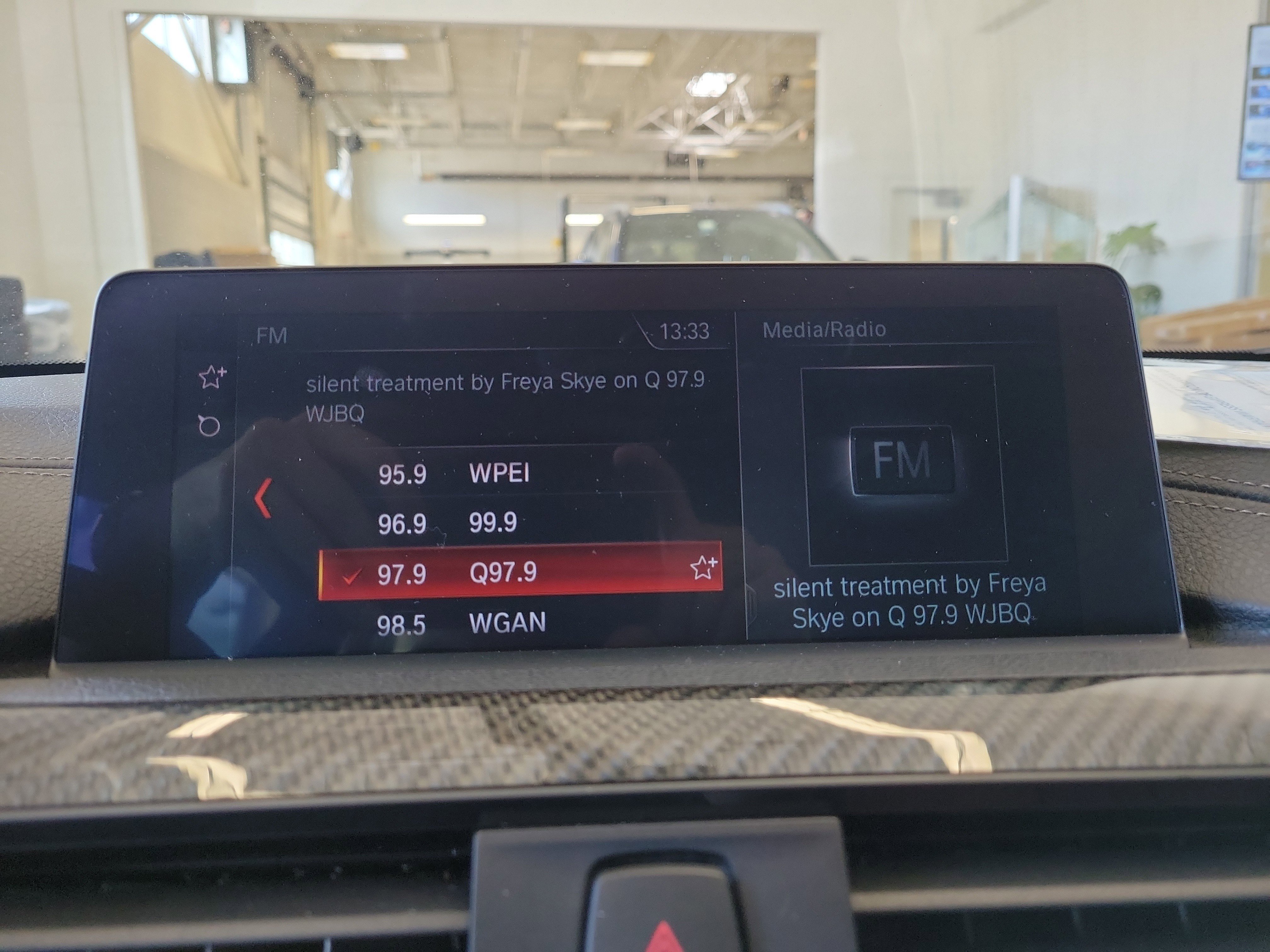 Used 2018 BMW M4 Coupe image 25