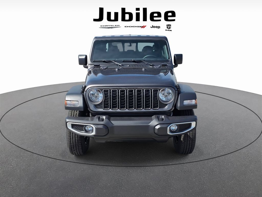 New 2026 Jeep Gladiator Sport AWD/4WD image 2