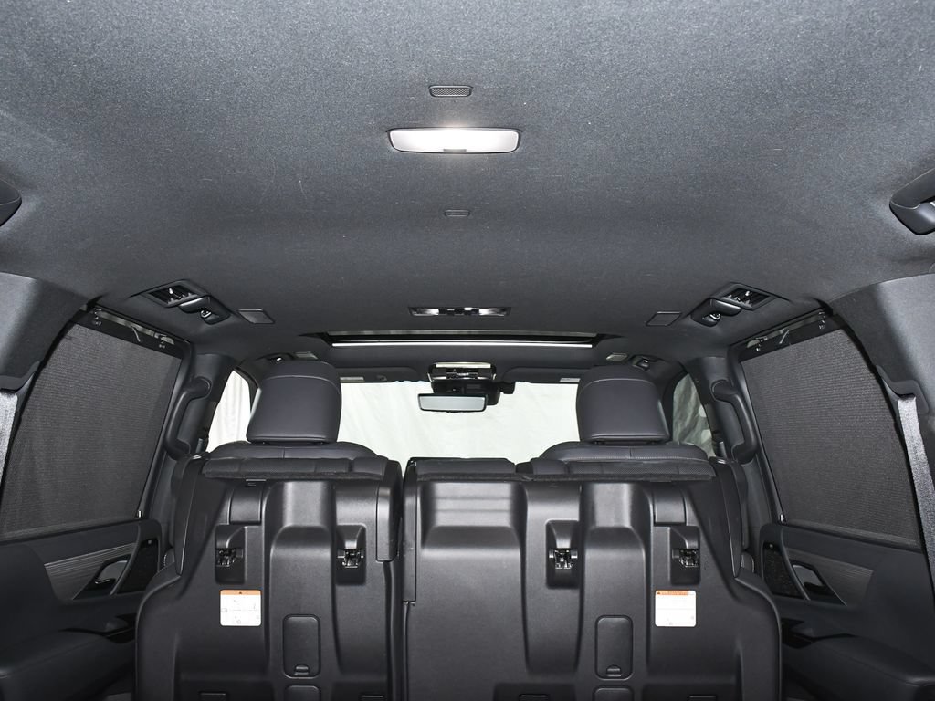 Used 2025 Lexus LX 700h F Sport AWD/4WD image 90