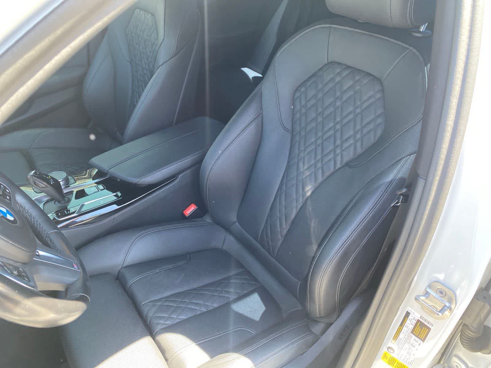 Used 2023 BMW 540i w/ M Sport Package RWD image 17