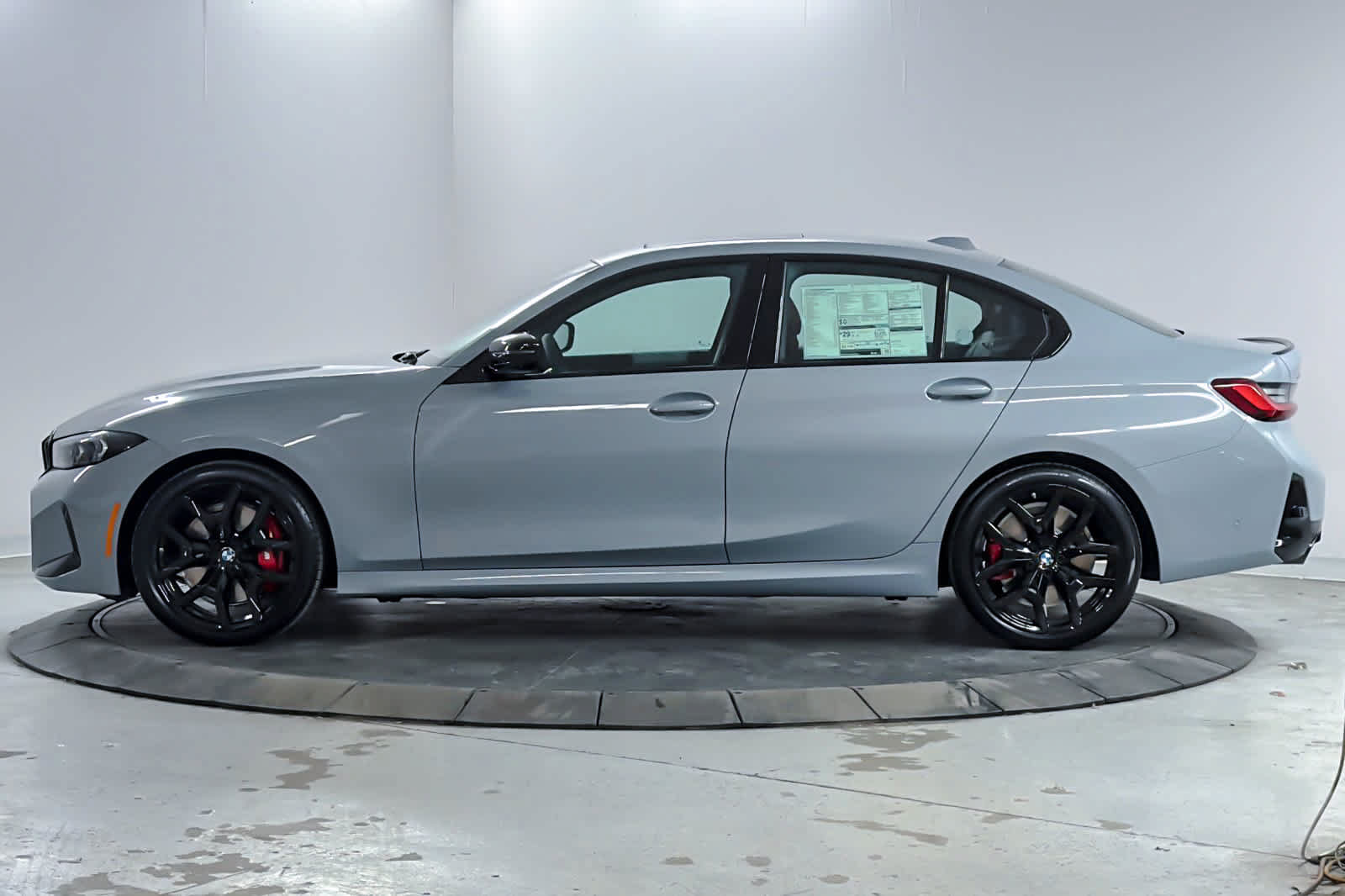 New 2026 BMW 330i xDrive Sedan AWD/4WD image 5