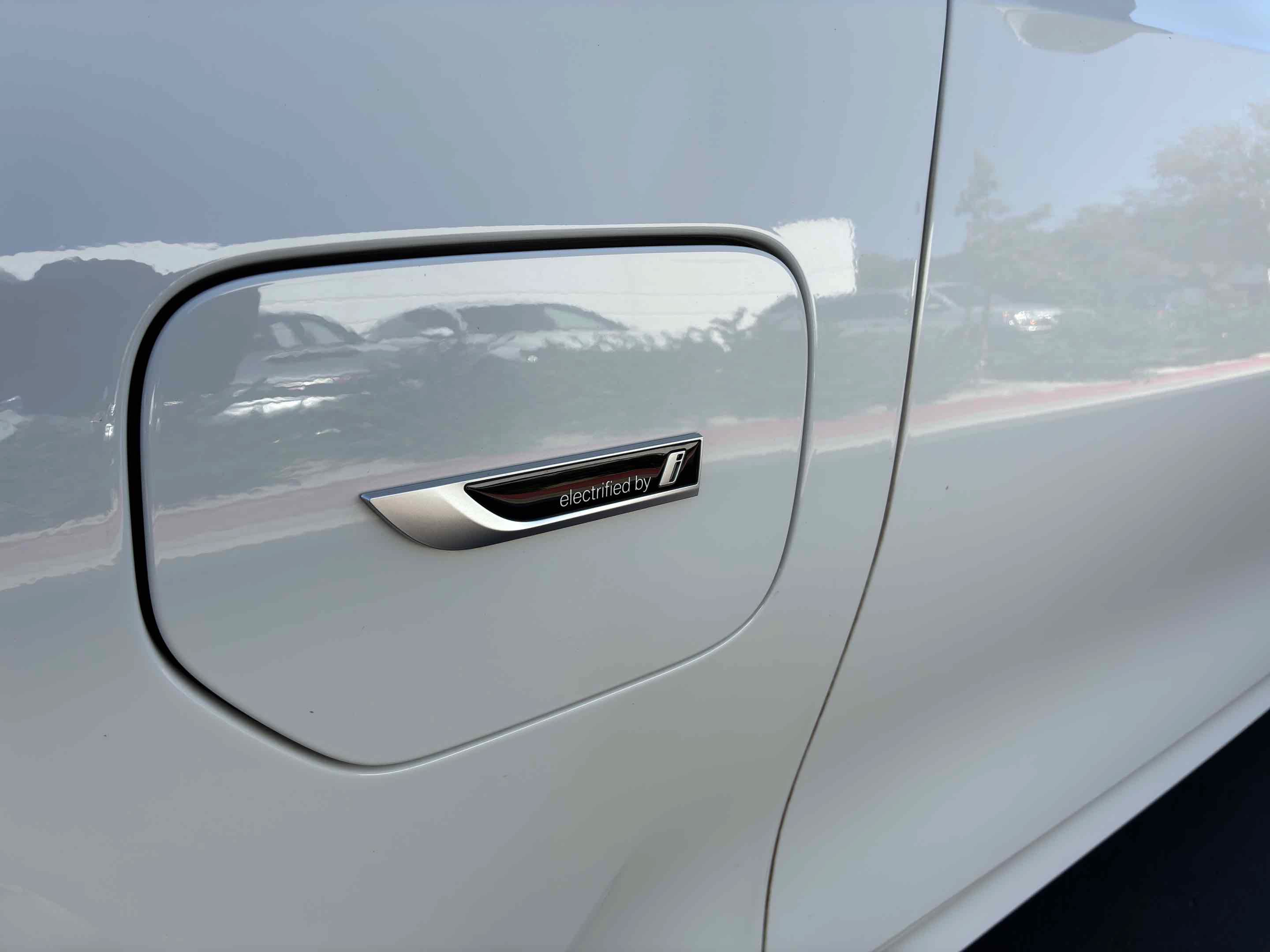Used 2022 BMW 330e w/ Driving Assistance Package RWD image 59