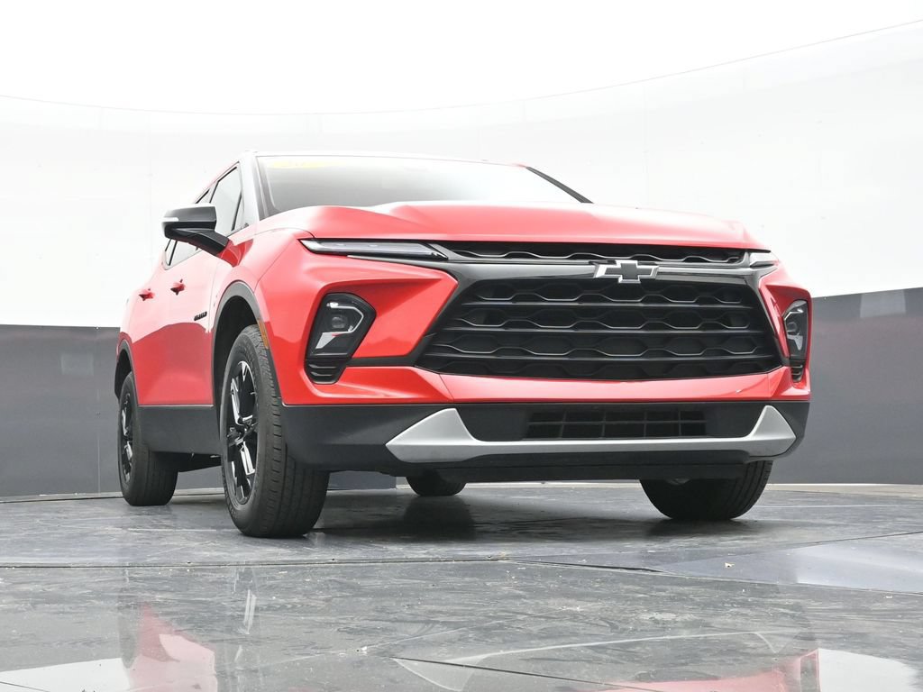 Used 2024 Chevrolet Blazer LT w/ Midnight/Sport Edition FWD image 49