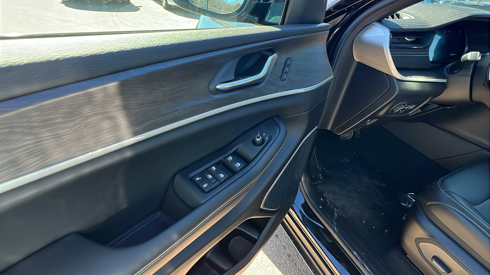 New 2026 Jeep Grand Cherokee Limited image 15