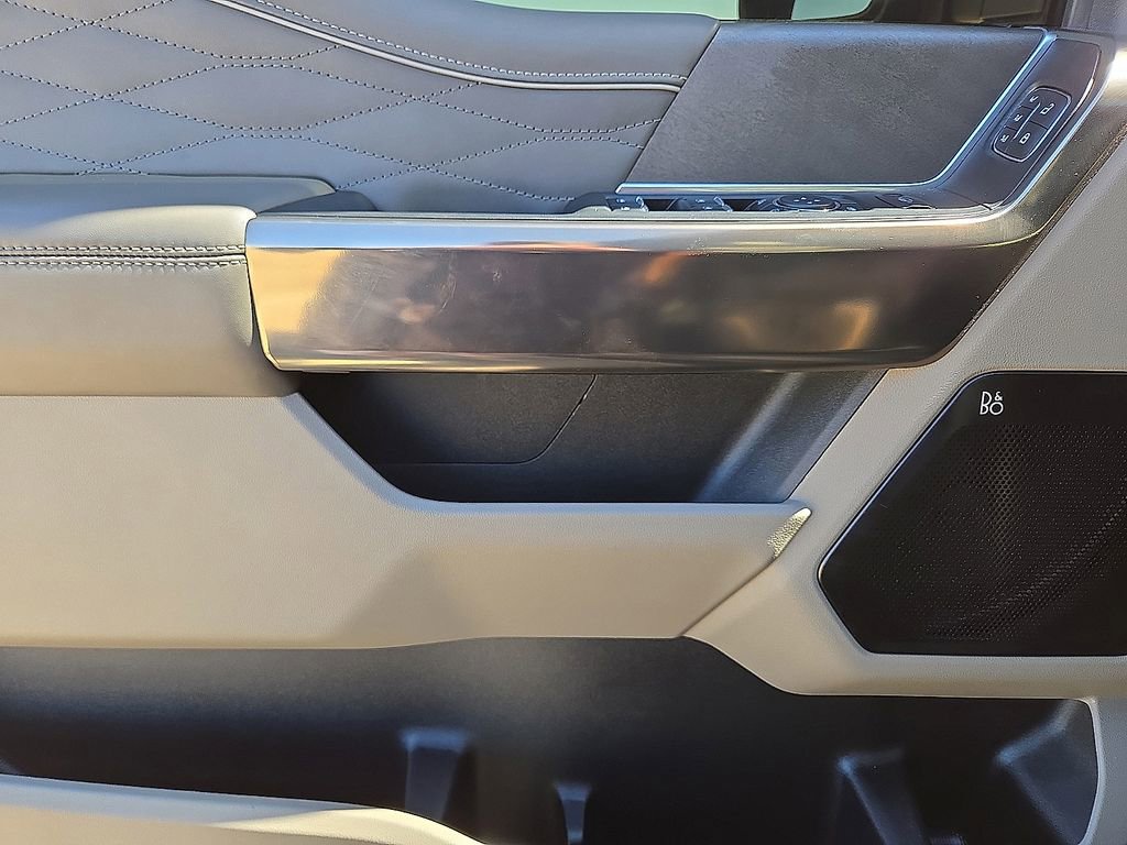 Used 2026 Ford F250 Platinum w/ Platinum Plus Package image 21