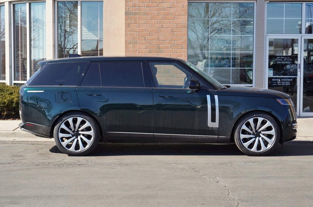 New 2026 Land Rover Range Rover Long Wheelbase Autobiography image 7