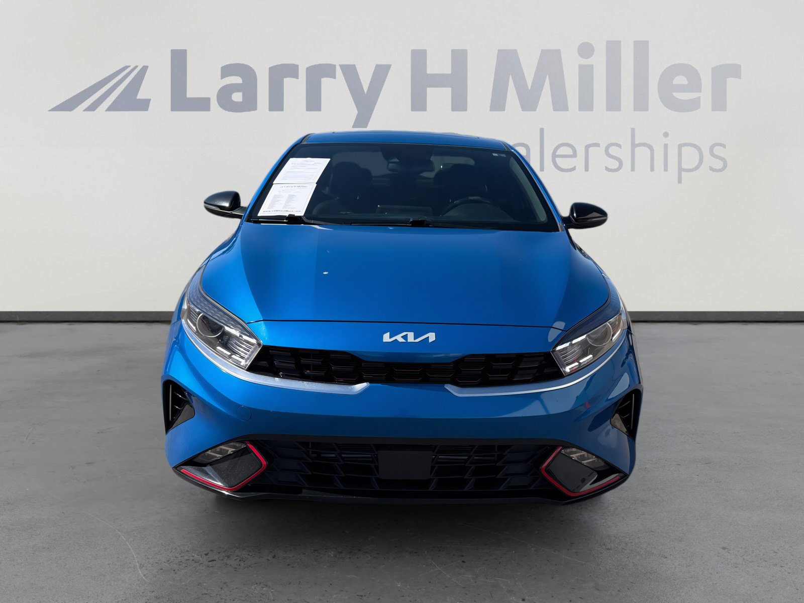 Used 2024 Kia Forte GT-Line w/ GT-Line Premium Package FWD image 8
