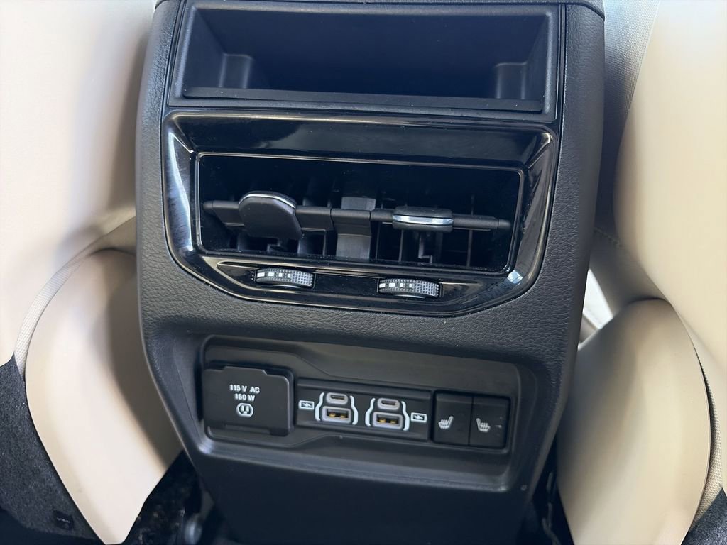 Used 2023 Jeep Grand Cherokee Limited image 26