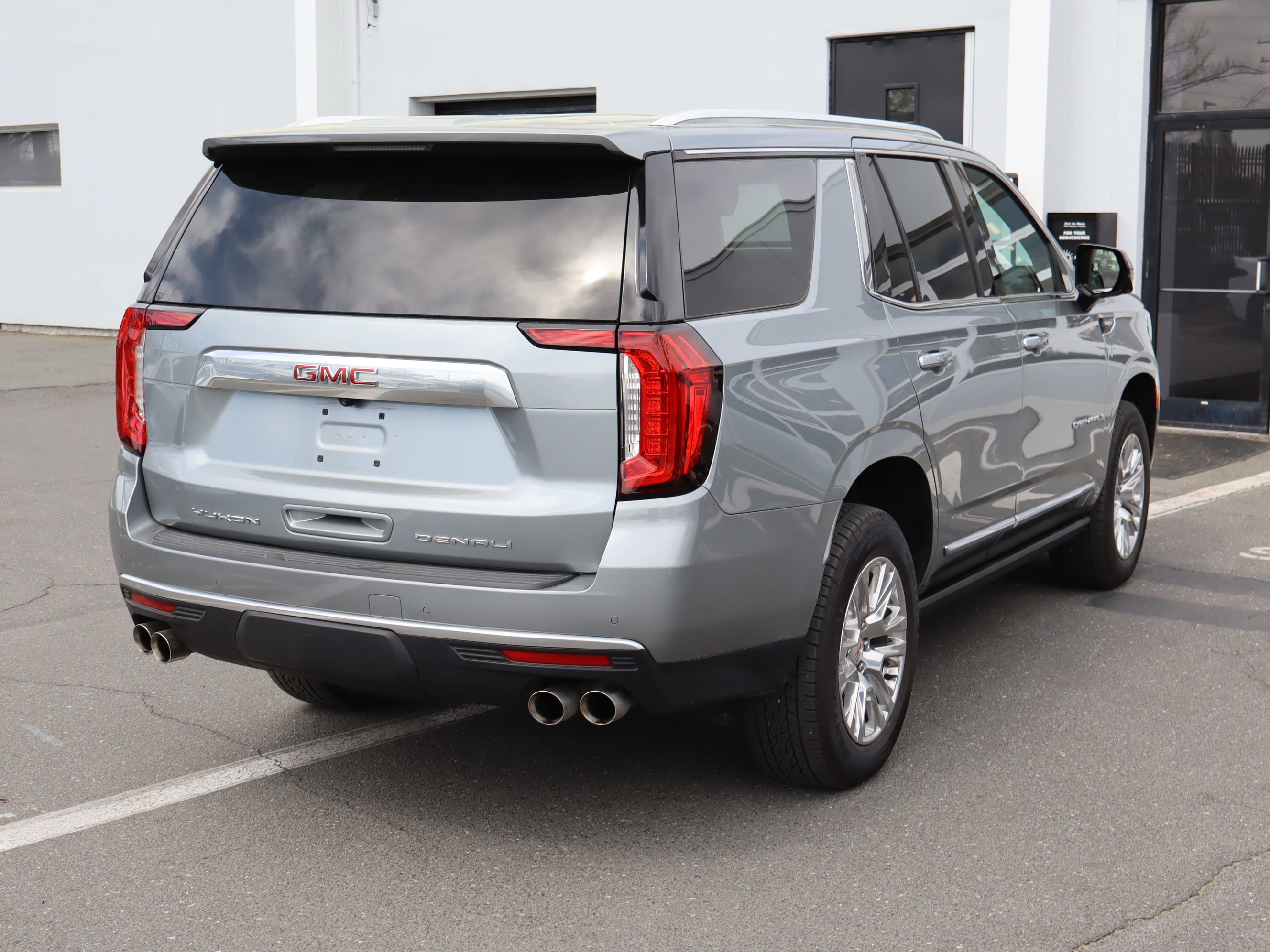 Certified 2024 GMC Yukon Denali image 10