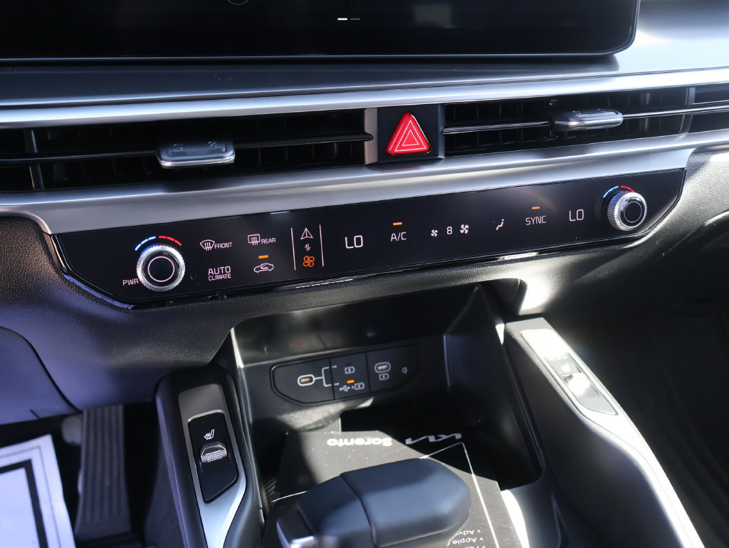 New 2026 Kia Sorento S w/ S Panoramic Sunroof Package AWD/4WD image 38