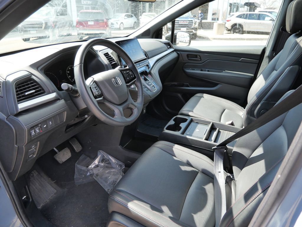 Used 2025 Honda Odyssey Sport-L image 32