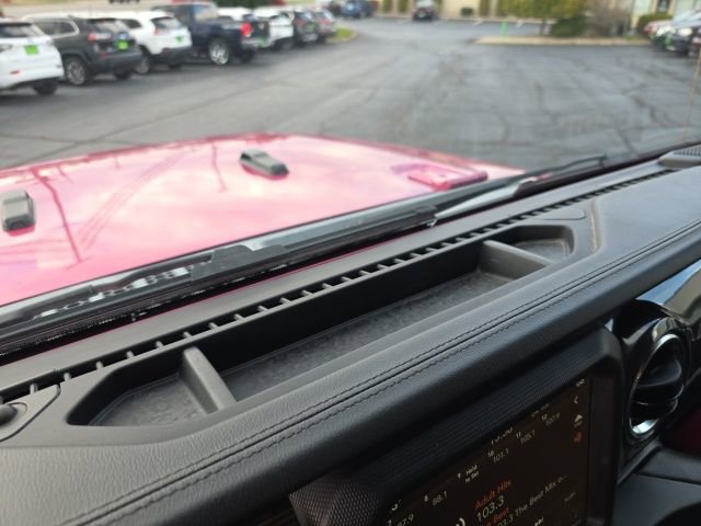 Used 2022 Jeep Wrangler Unlimited Sahara image 22