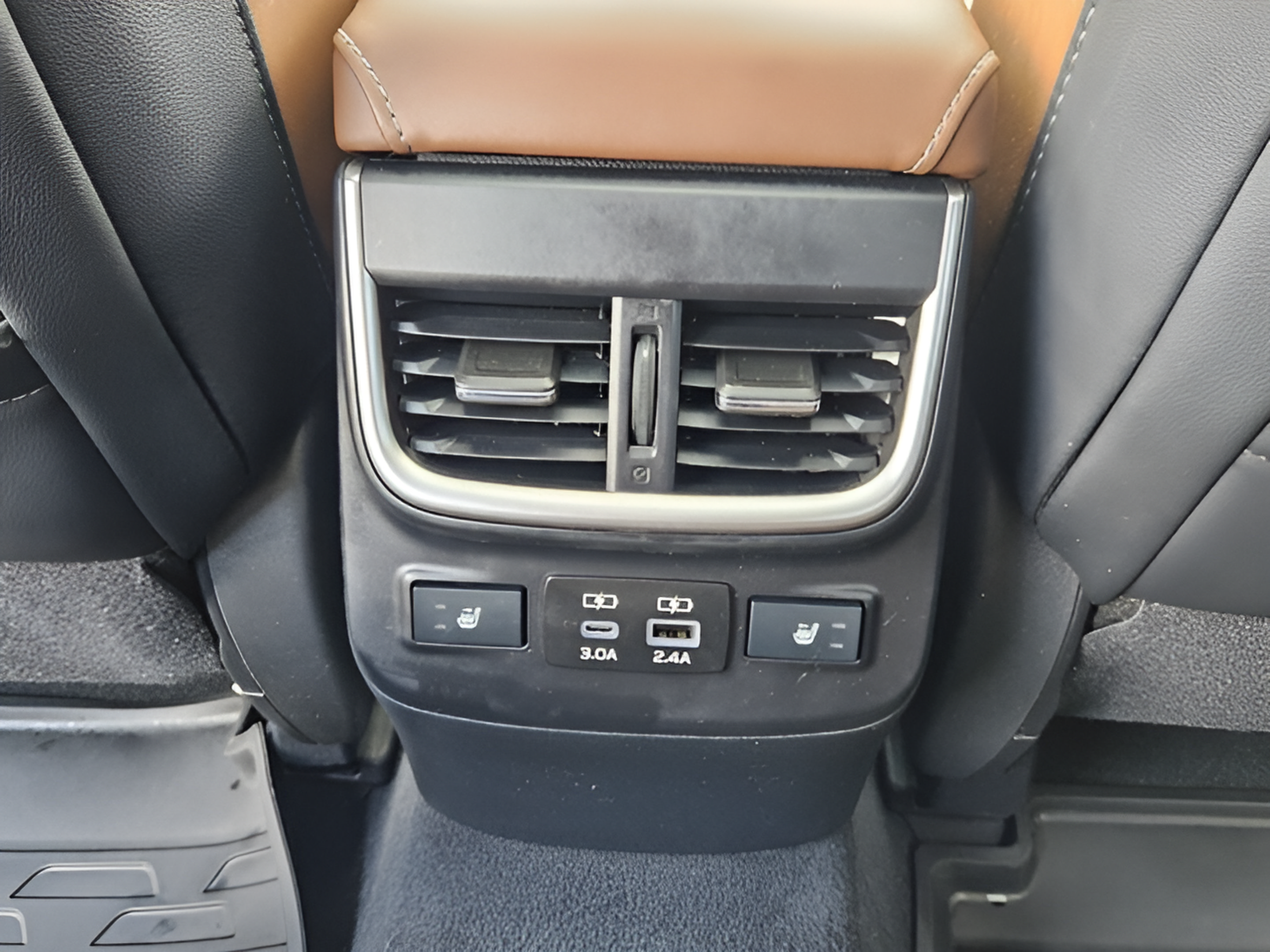 Used 2024 Subaru Outback Touring XT w/ Popular Package #2 AWD/4WD image 10