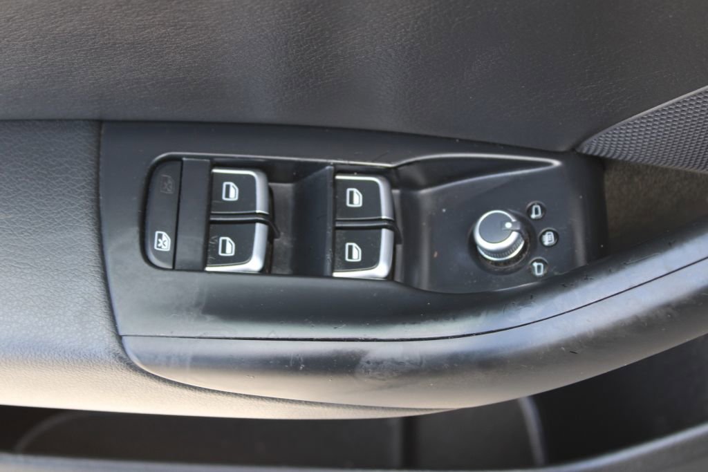 Used 2016 Audi Q3 2.0T Premium Plus w/ Technology Package image 34