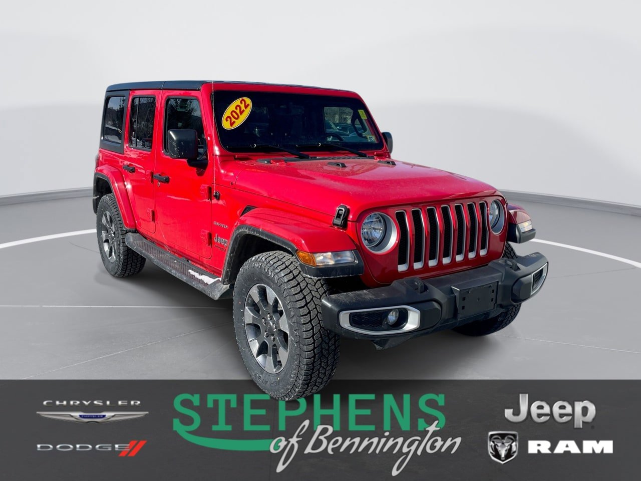 Used 2022 Jeep Wrangler Unlimited Sahara w/ Cold Weather Group AWD/4WD image 1