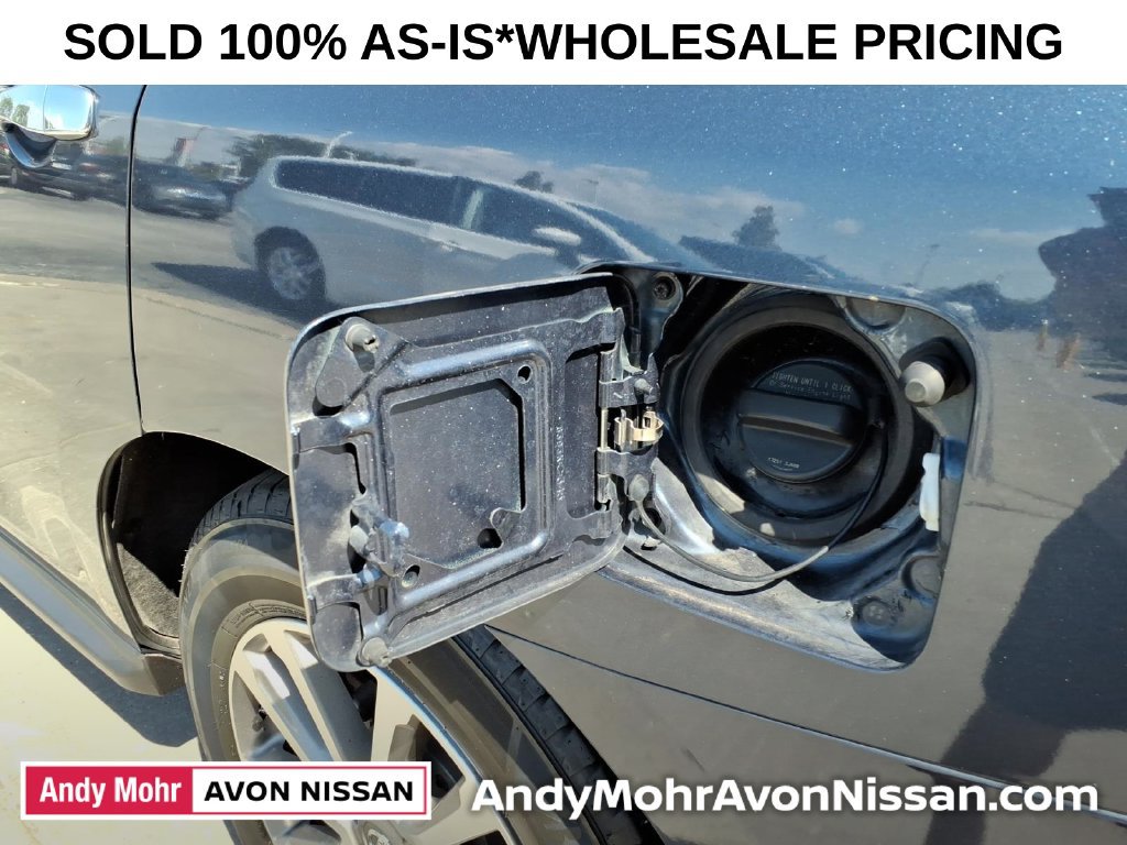 Used 2015 Nissan Pathfinder SV w/ Trailer Tow Package FWD image 13