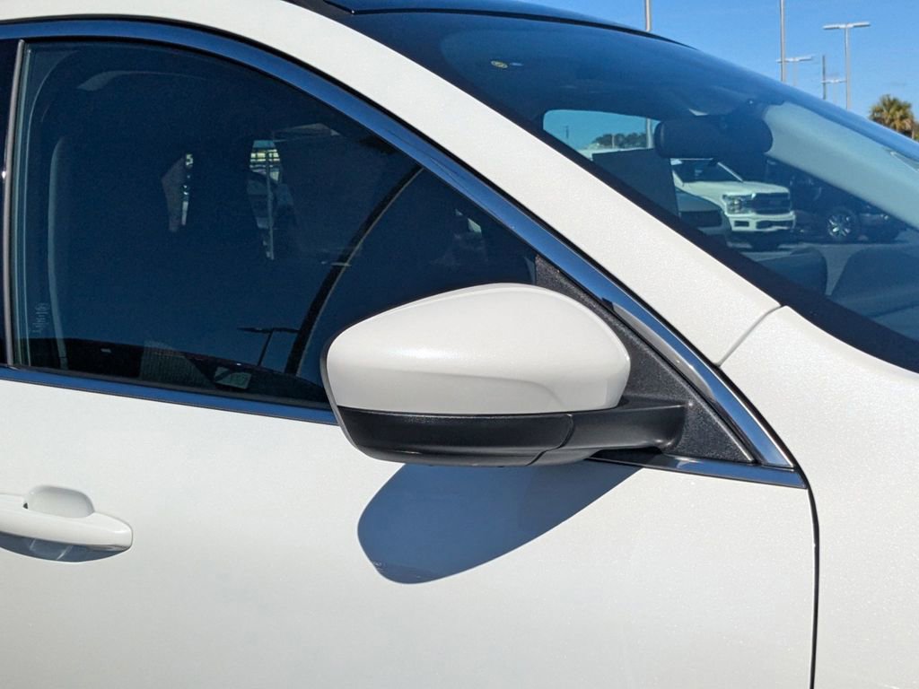 New 2026 Ford Escape SE image 12