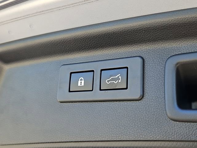 Used 2022 Subaru Forester Premium AWD/4WD image 29