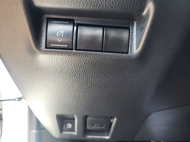 Used 2026 Toyota RAV4 LE AWD/4WD image 21
