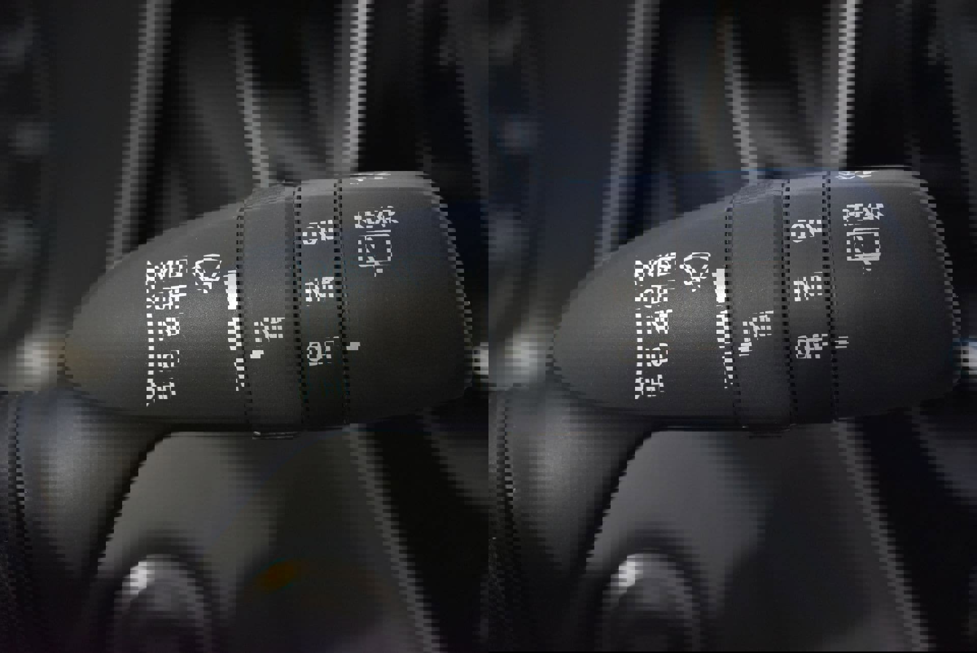 Used 2025 Toyota Corolla SE w/ SE Package image 19