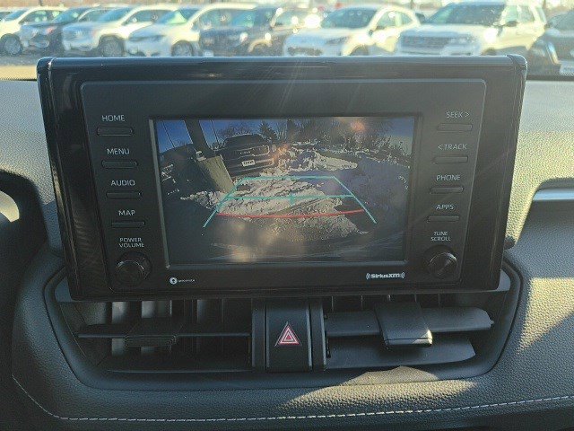 Used 2022 Toyota RAV4 LE image 22