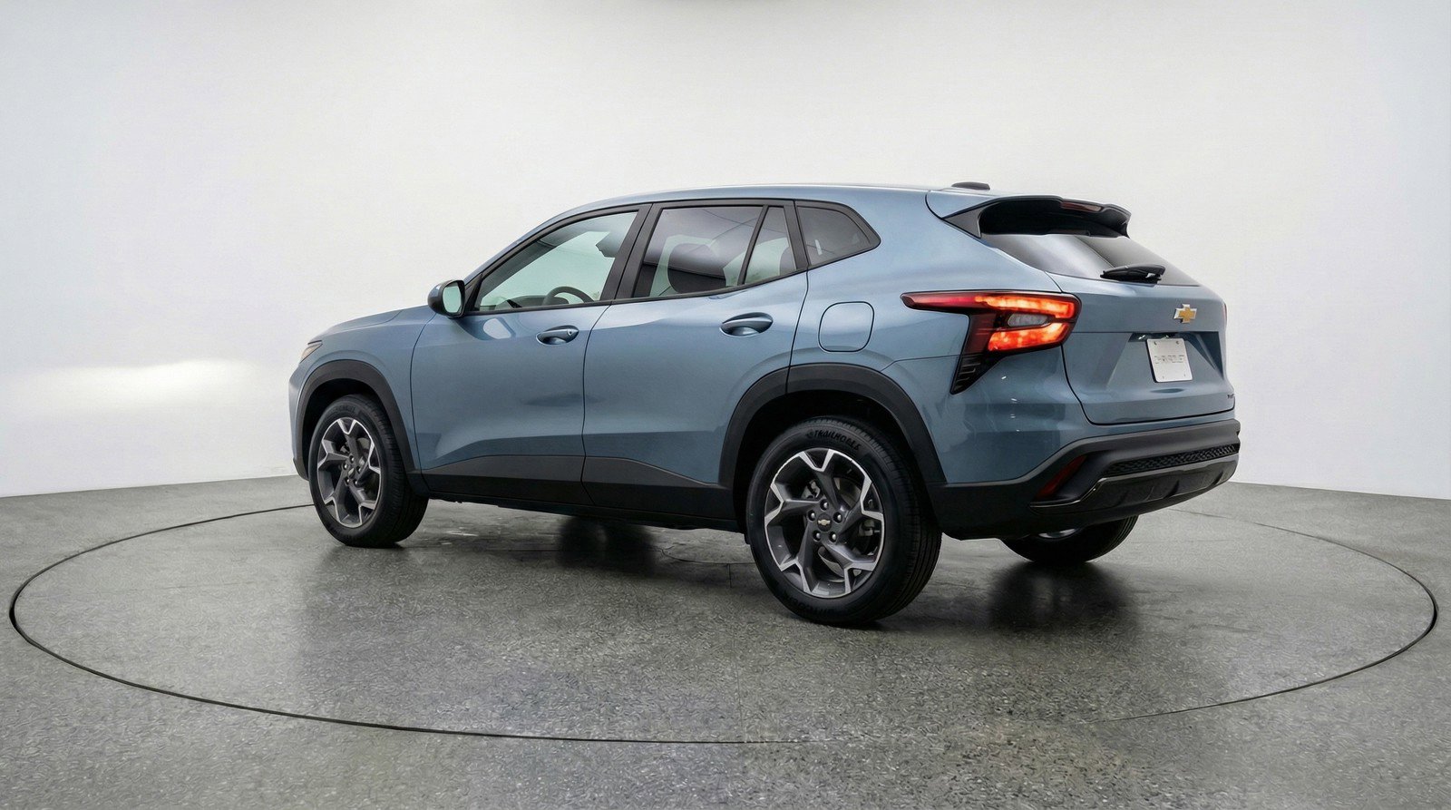 Used 2025 Chevrolet Trax LT image 6
