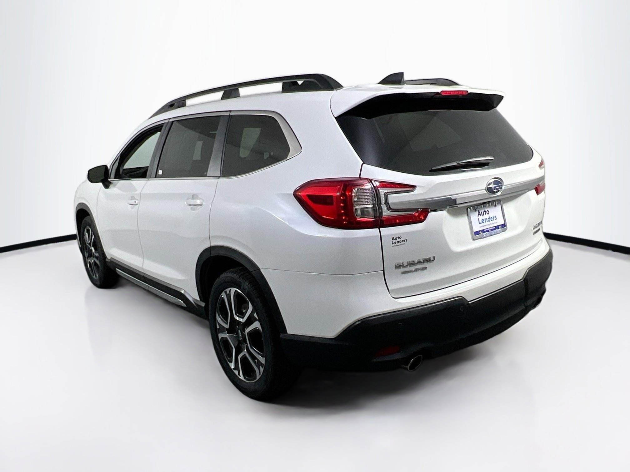 Used 2023 Subaru Ascent Limited image 7