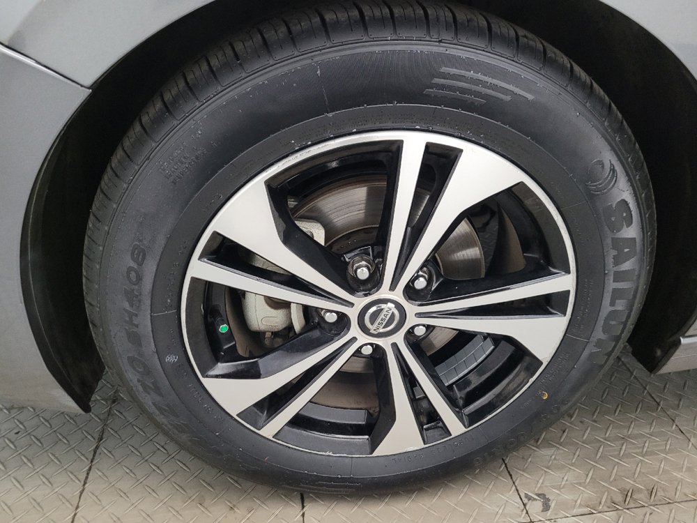 Used 2022 Nissan Sentra SV FWD image 31