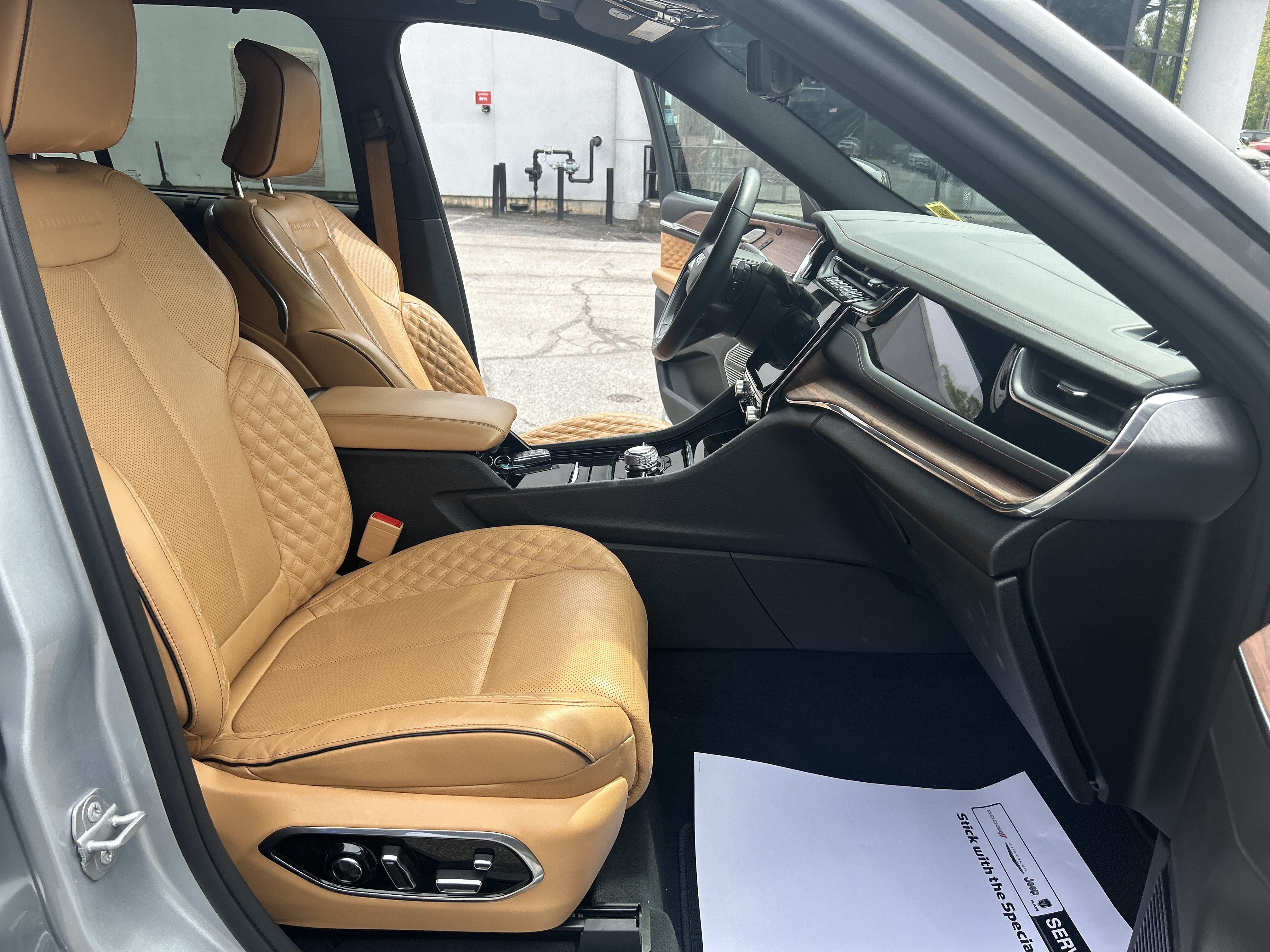 Certified 2023 Jeep Grand Cherokee Summit w/ Advanced Protech Group IV AWD/4WD image 20
