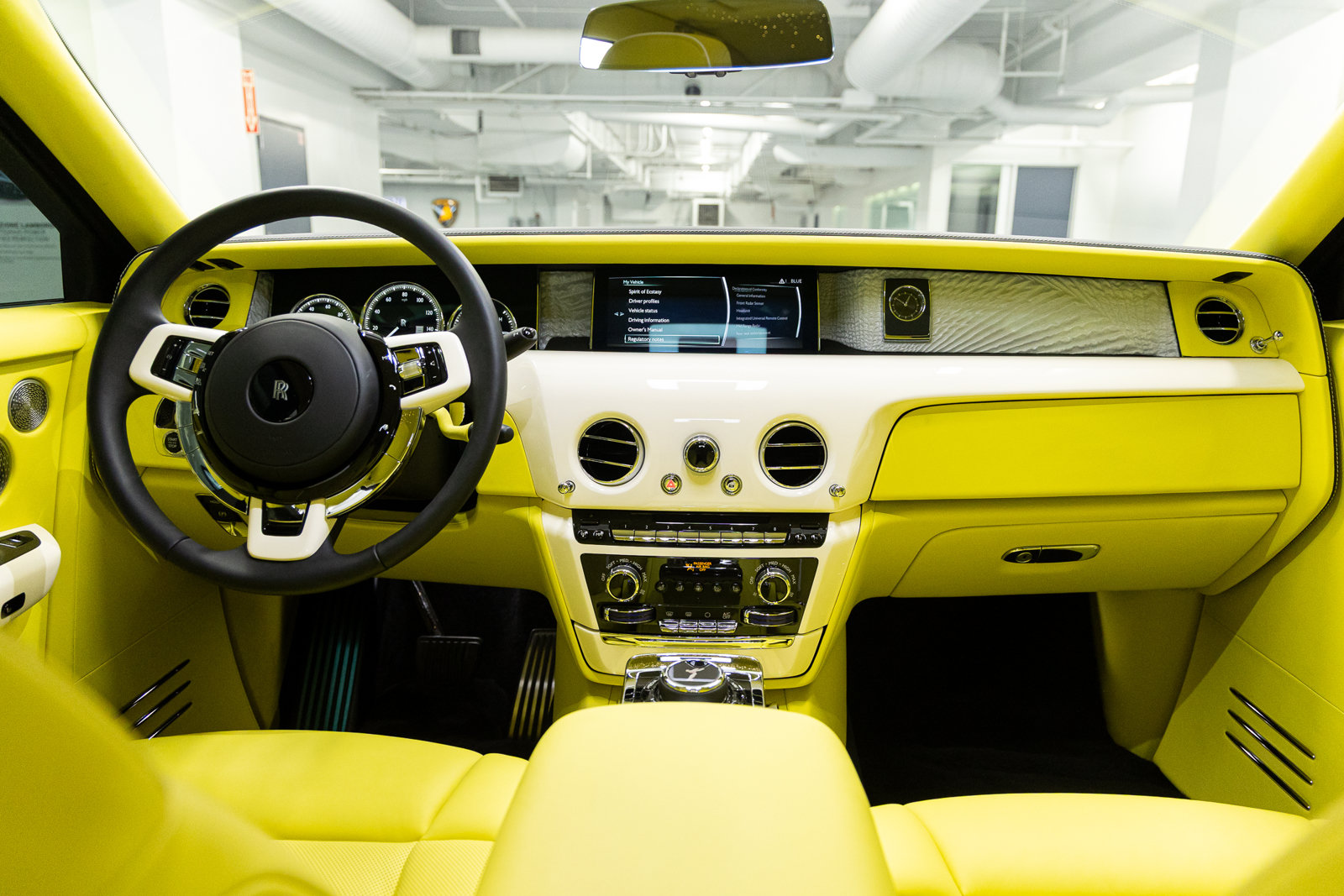 Certified 2024 Rolls-Royce Phantom Sedan w/ The Phantom Package RWD image 34