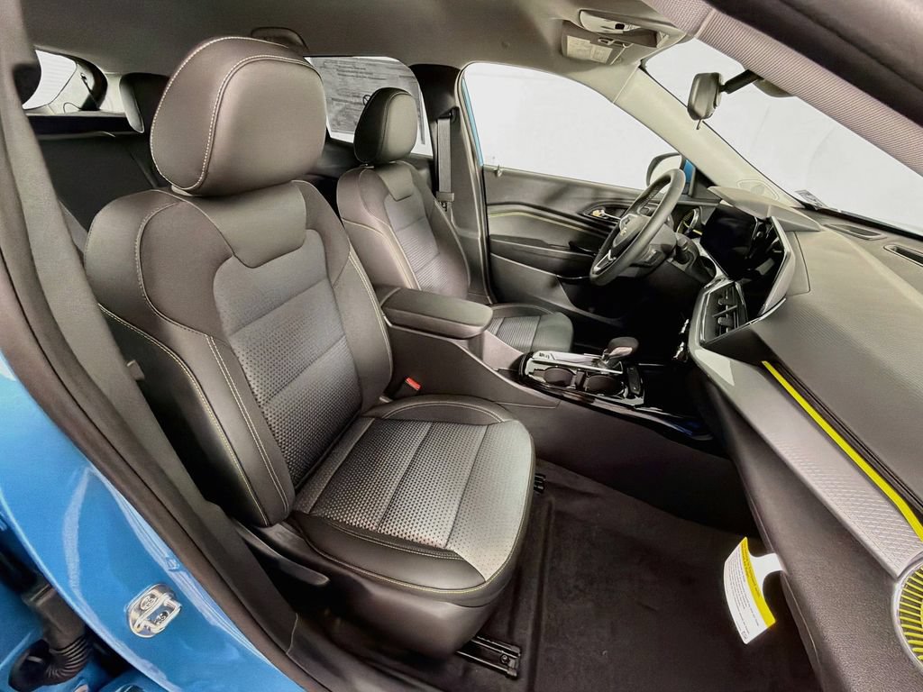 New 2026 Chevrolet Trax LT w/ Driver Confidence Package FWD image 26