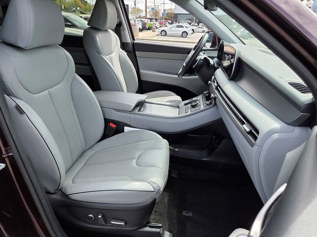 Used 2025 Hyundai Palisade SEL image 17