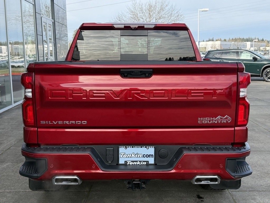 Used 2025 Chevrolet Silverado 1500 High Country w/ Technology Package image 6