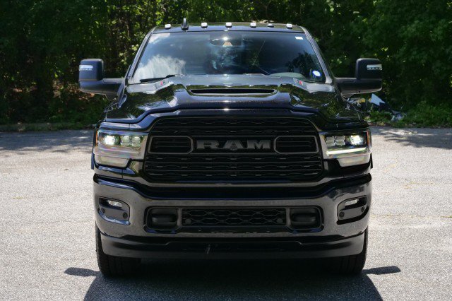Used 2024 RAM 3500 Limited AWD/4WD image 5