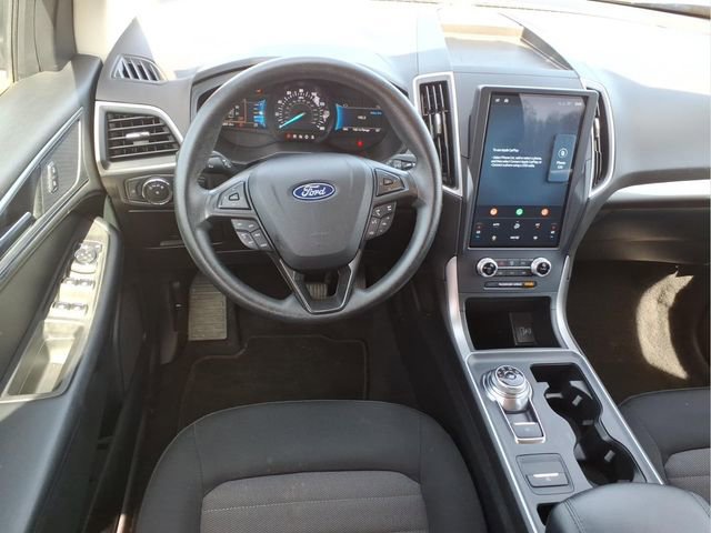 Used 2022 Ford Edge SE image 15
