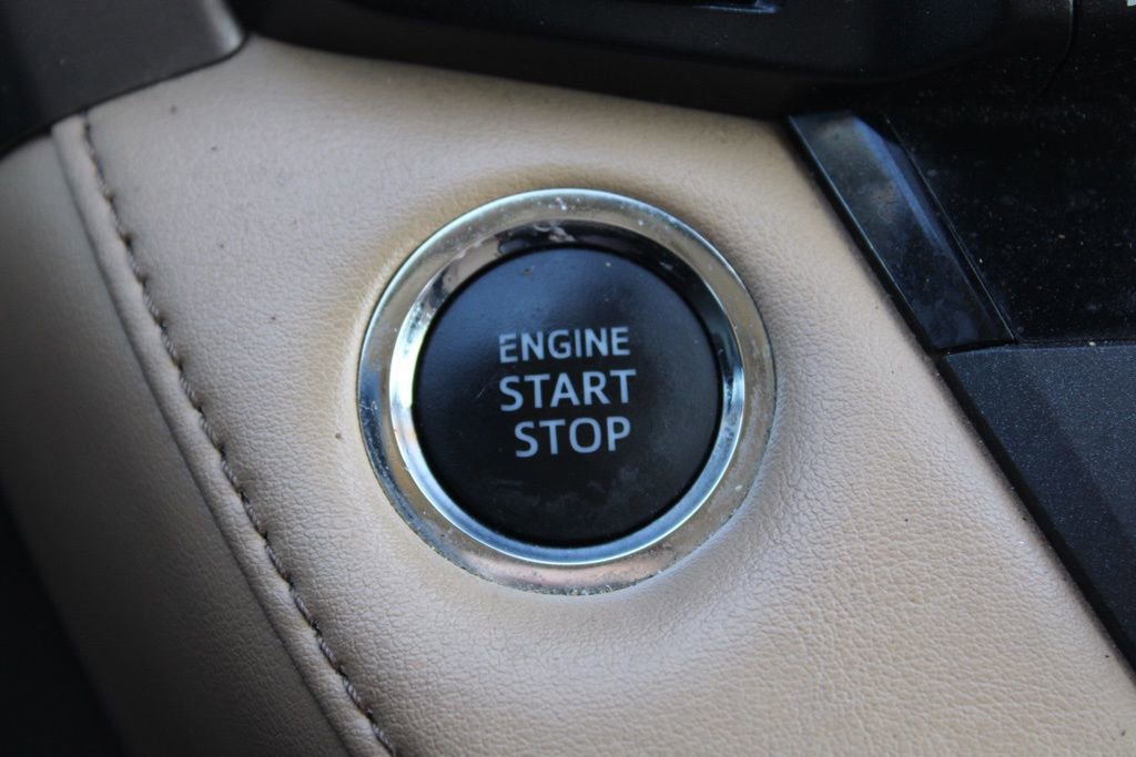 Used 2018 Toyota RAV4 XLE w/ Plus Extra Value Package image 33