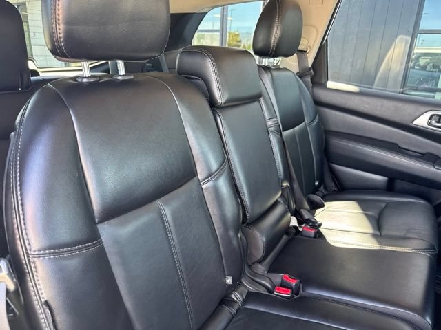 Used 2020 Nissan Pathfinder SL AWD/4WD image 24